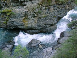 BanffJohnstonCanyon2_s.jpg (20576 �o�C�g)