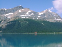 IceFieldParkwayBowLake_s.jpg (11949 �o�C�g)