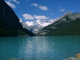 LLLakeLouise_s.jpg (12257 �o�C�g)