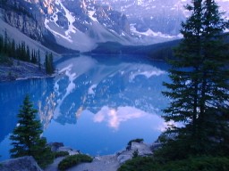LLMorainLake3_s.jpg (17756 �o�C�g)