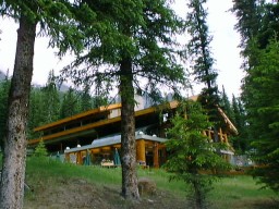 LLMorainLakeLodge_s.jpg (23054 �o�C�g)