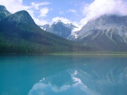 YohoEmeraldLake3_s.jpg (10876 �o�C�g)