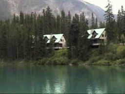 YohoEmeraldLakeLodge_s.jpg (12164 �o�C�g)