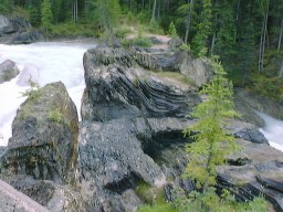 YohoNaturalBridge2_s.jpg (20486 �o�C�g)